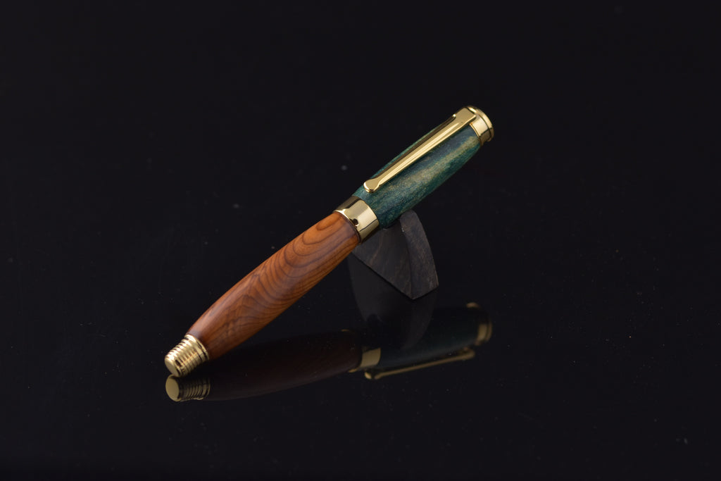 Fountain Pen with Upgrade Gold Fittings