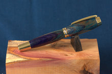 Load image into Gallery viewer, The &#39;Lough Leane&#39; Fountain Pen
